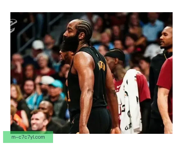 哈登加盟五连胜骑士豪取七连捷